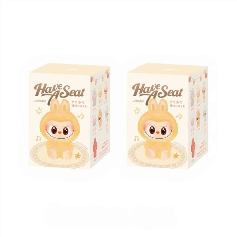 Peluche Labubu Assis en Boîte Mystère